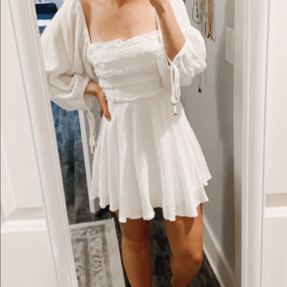White dress size xs